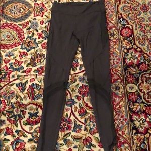 Gray ankle length leggings